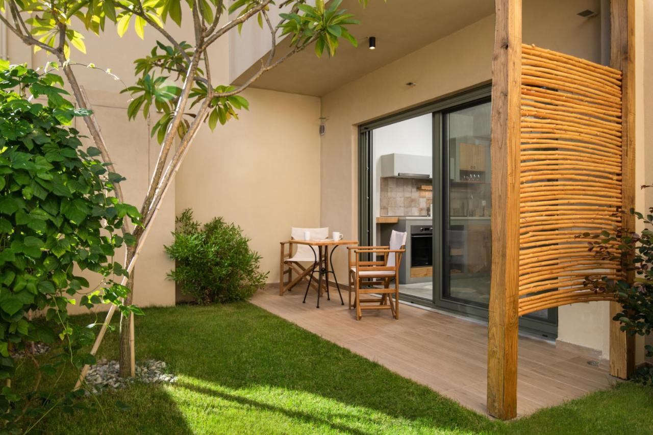 Villas Plumeria Palaiochora Eksteriør billede